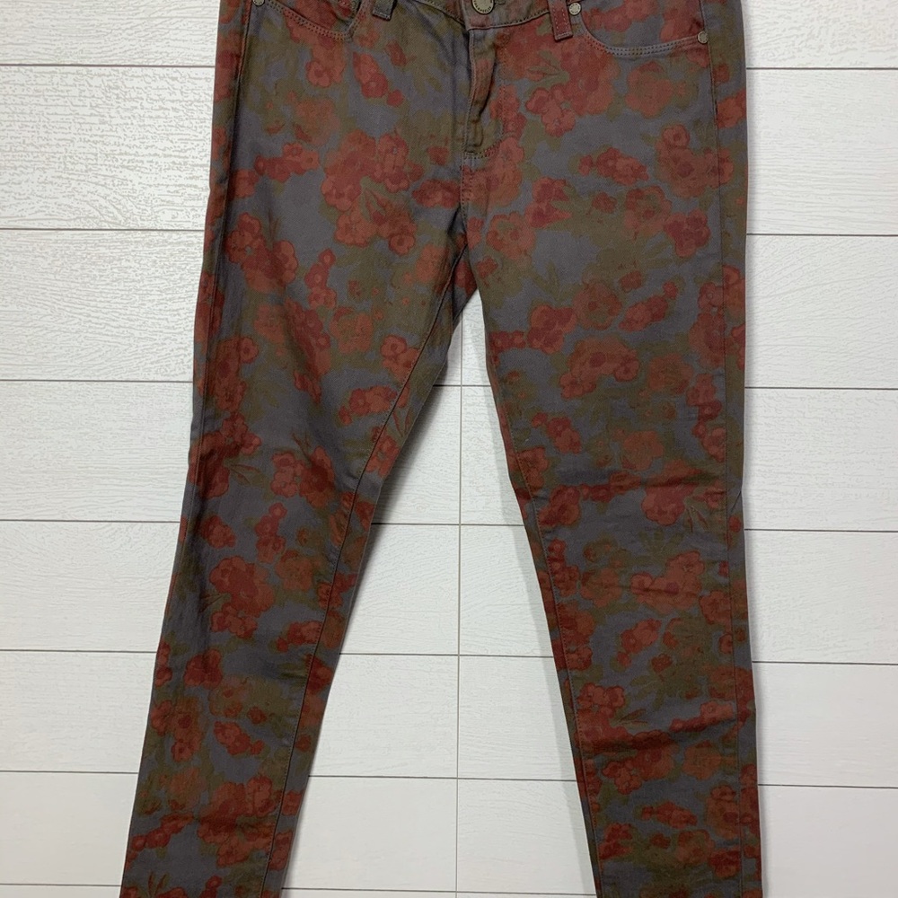 Paige Floral Ankle Jeans Size 27 - Picture 4 of 15